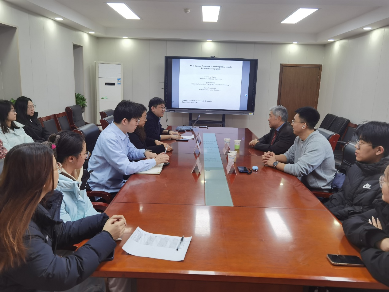 会议室里的人们AI 生成的内容可能不正确。